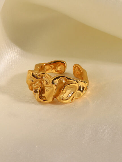 Golden Ruffle Ring