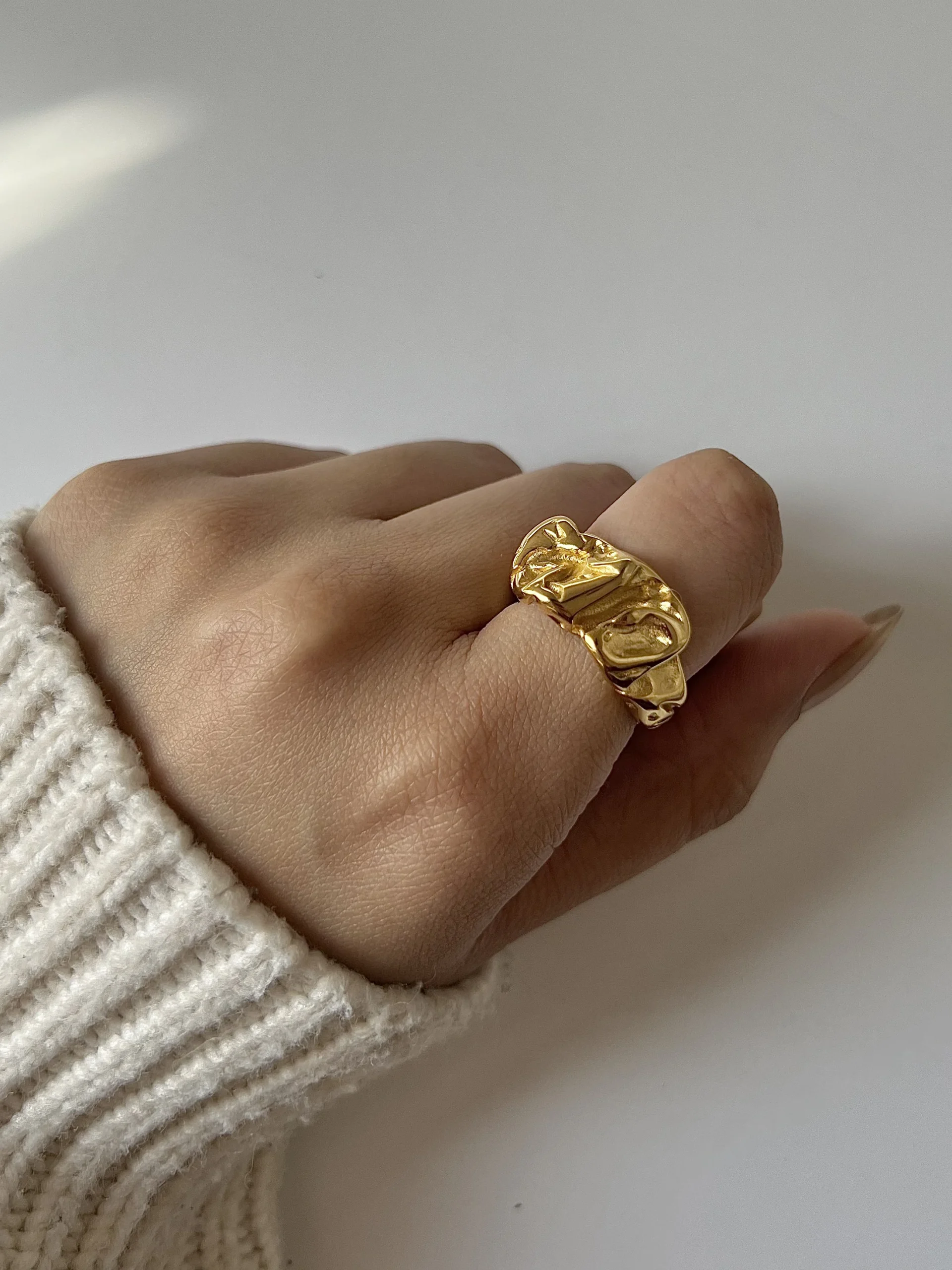 Aurora Wave Ring